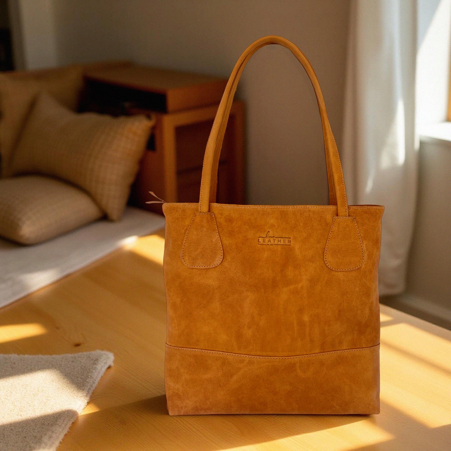 LUNA HANDBAG