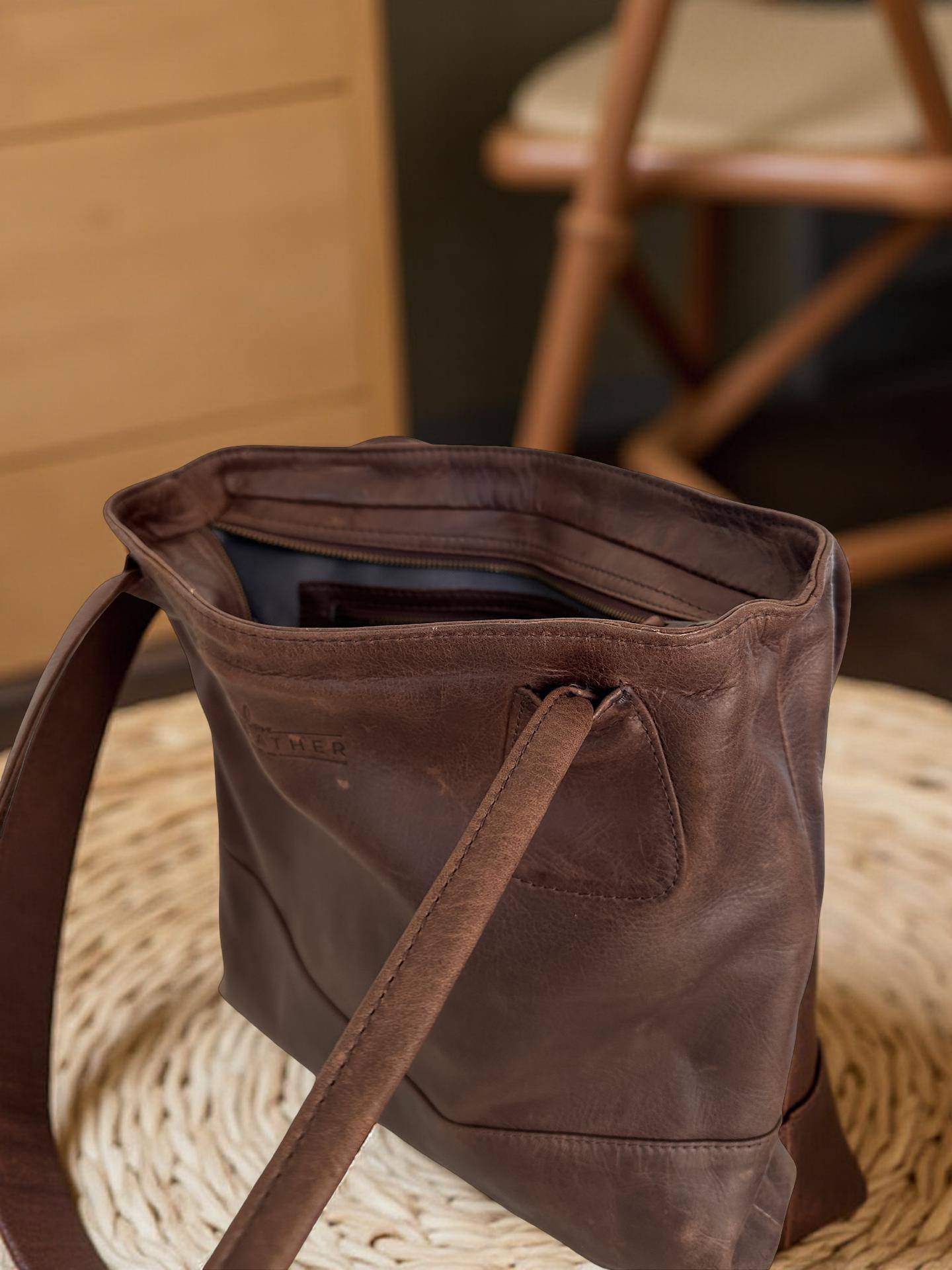 LUNA HANDBAG