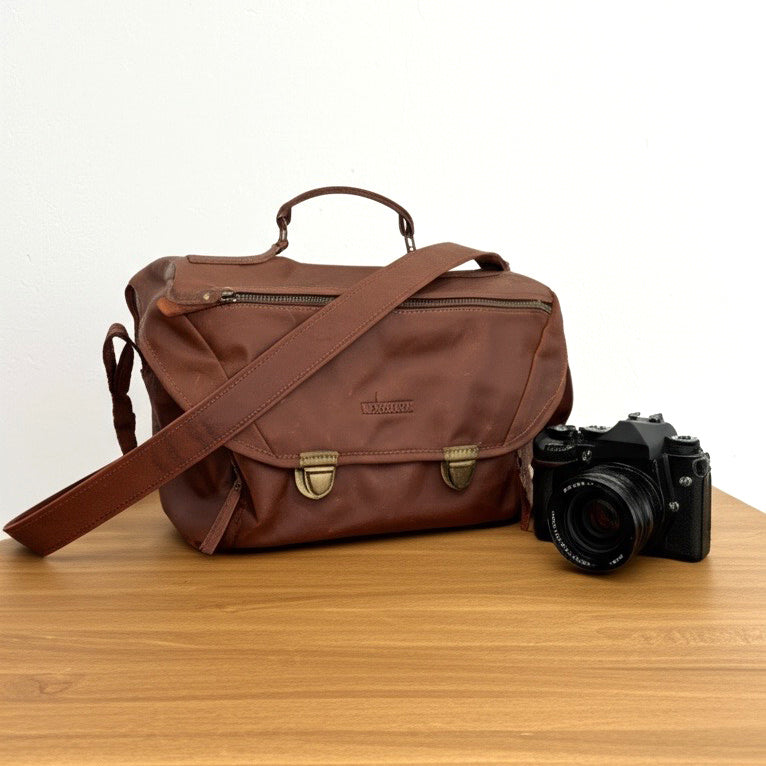 THE CAMERA BAG