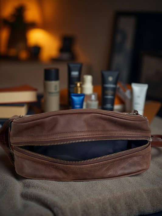 MEN'S TOILETRY BAG