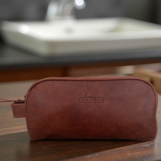 MEN'S TOILETRY BAG