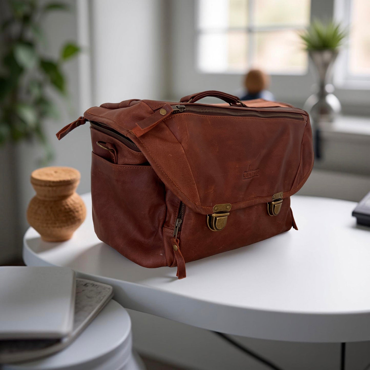 THE CAMERA BAG